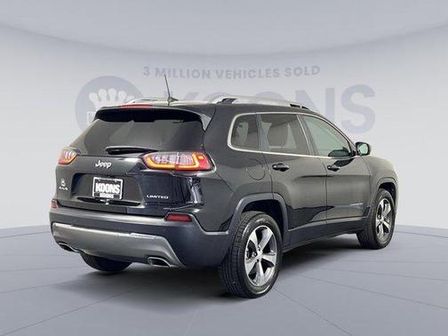 Photo 5 of 29 of 2019 Jeep Cherokee Limited