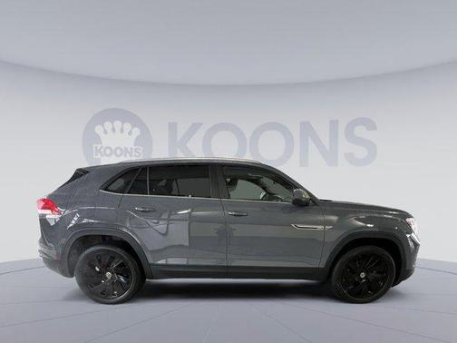 2024 Volkswagen Atlas Cross Sport 2.0T SE w/Technology 4MOTION