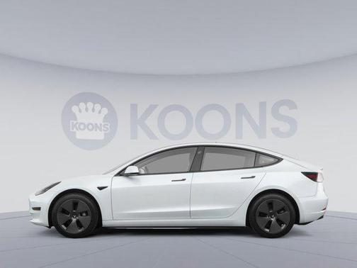 Pearl White Multi-Coat 2021 Tesla Model 3 Standard Range Plus