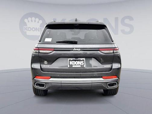 2025 Jeep Grand Cherokee Summit