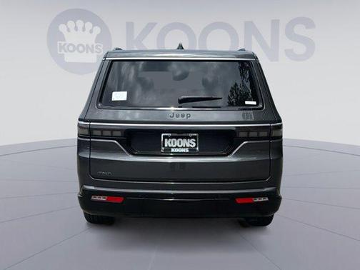Baltic Gray Metallic Clearcoat 2026 Jeep Grand Wagoneer L 4x4