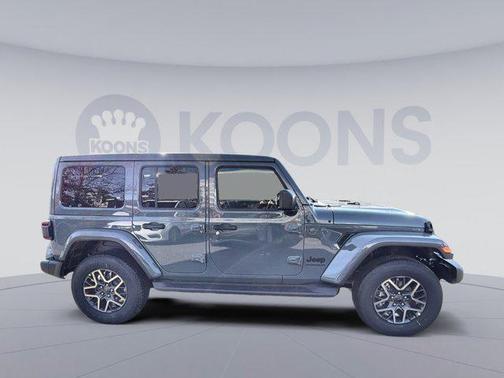 2026 Jeep Wrangler 4-Door Sahara 4x4
