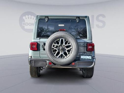 2026 Jeep Wrangler 4-Door Sahara 4x4