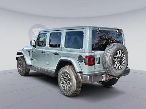 2026 Jeep Wrangler 4-Door Sahara 4x4