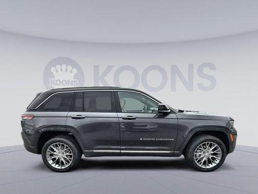 2025 Jeep Grand Cherokee Summit