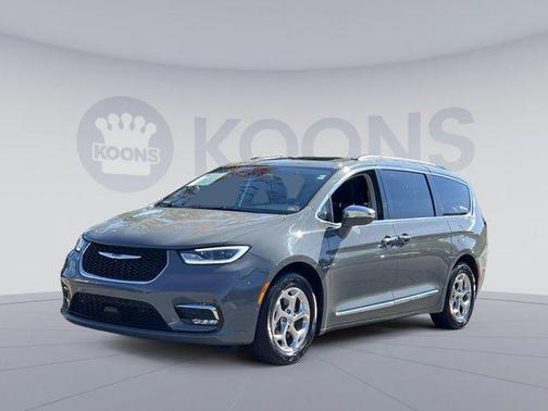 Ceramic Gray Clearcoat 2022 Chrysler Pacifica Limited
