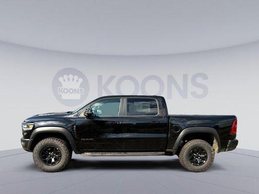 Diamond Black Crystal Pearlcoat 2026 RAM 1500 RHO Crew Cab 4x4 5'7' Box