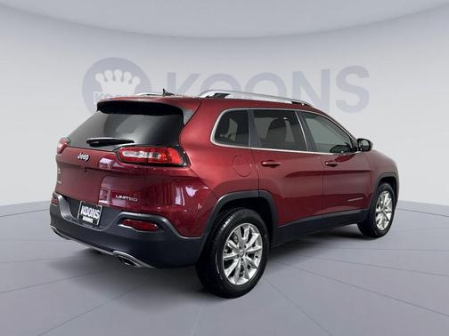 Deep Cherry Red Crystal Pearlcoat 2015 Jeep Cherokee Limited