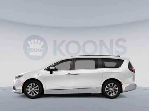 2025 Chrysler Pacifica L