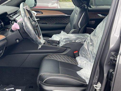 2025 Jeep Grand Cherokee L Summit Reserve