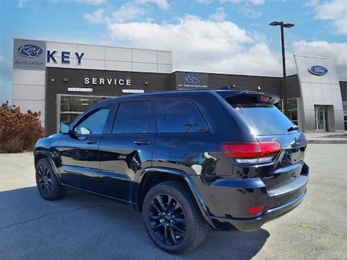 2021 Jeep Grand Cherokee LAREDO