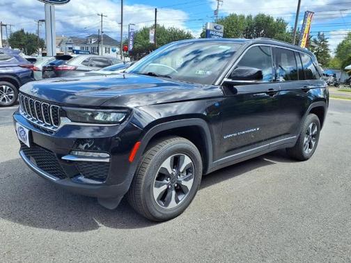 2024 Jeep Grand Cherokee BASE