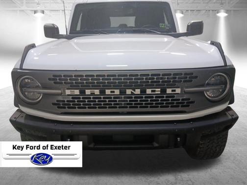 OXFORD WHITE 2025 Ford Bronco Badlands