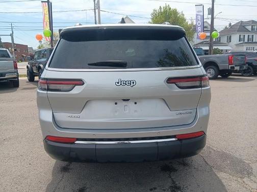 2023 Jeep Grand Cherokee LAREDO