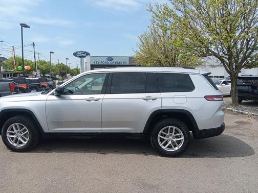 2023 Jeep Grand Cherokee LAREDO