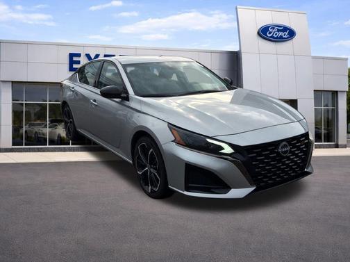 2024 Nissan Altima SR FWD