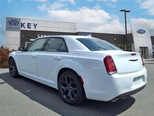 2023 Chrysler 300 S