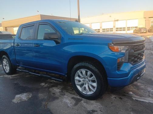 2022 Chevrolet Silverado 1500 Custom