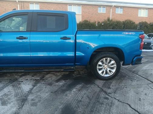 2022 Chevrolet Silverado 1500 Custom