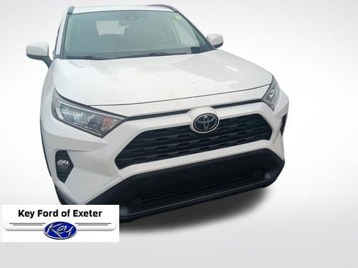 Super White 2019 Toyota RAV4 XLE