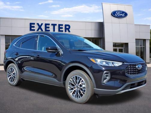 2025 Ford Escape PHEV SE