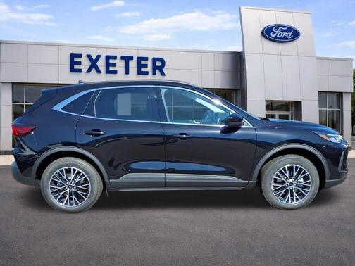 2025 Ford Escape PHEV SE