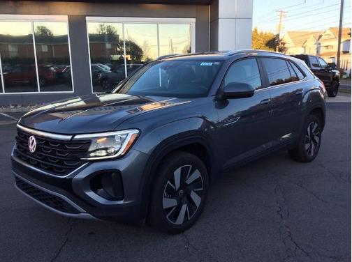2024 Volkswagen Atlas Cross Sport 2.0T SE W/ TECHNOLOGY
