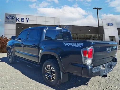 2022 Toyota Tacoma TRD SPORT