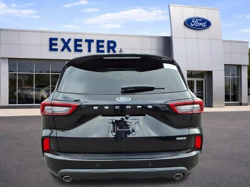 2026 Ford Escape ST-Line Elite