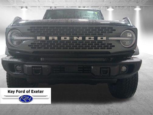 SHADOW BLACK 2026 Ford Bronco Badlands