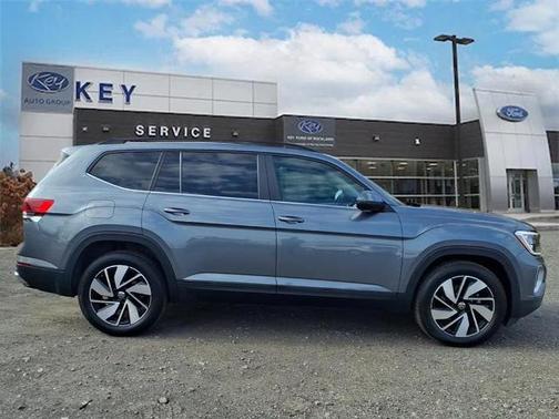 2024 Volkswagen Atlas 2.0T SE