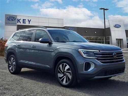 2024 Volkswagen Atlas 2.0T SE
