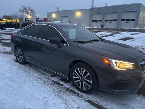 2018 Subaru Legacy Base