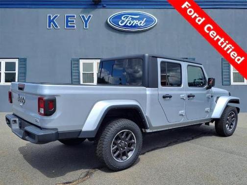 2023 Jeep Gladiator OVERLAND