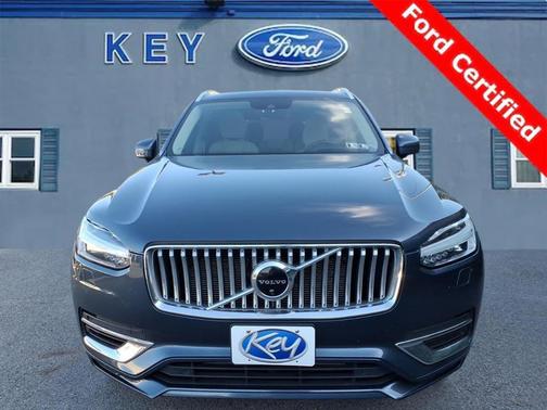 2022 Volvo XC90 Recharge Plug-In Hybrid T8 Inscription Expression 7 Passenger