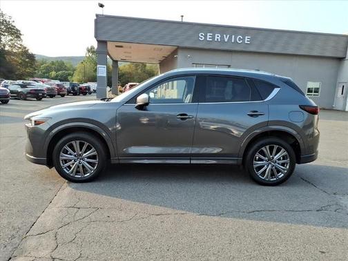 2024 Mazda CX-5 SIGNATURE