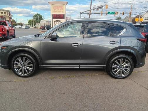2024 Mazda CX-5 SIGNATURE