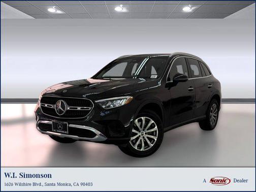 Black 2026 Mercedes-Benz GLC 300 Base