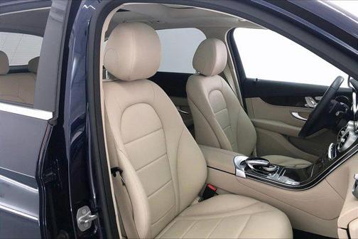 2016 Mercedes-Benz GLC 300 Base