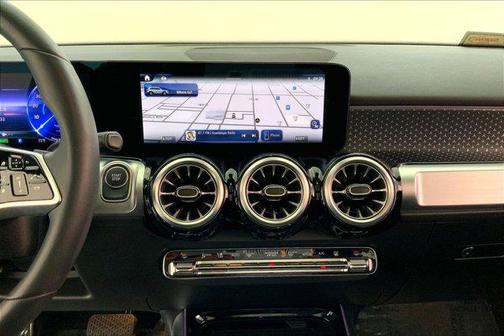 2024 Mercedes-Benz EQB 300 4MATIC
