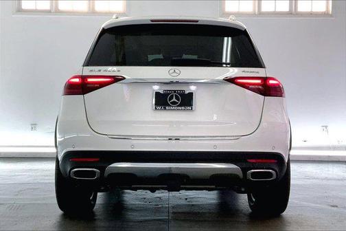 2025 Mercedes-Benz GLE 450e 4MATIC