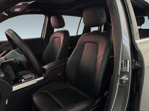 2022 Mercedes-Benz GLB 250 Base