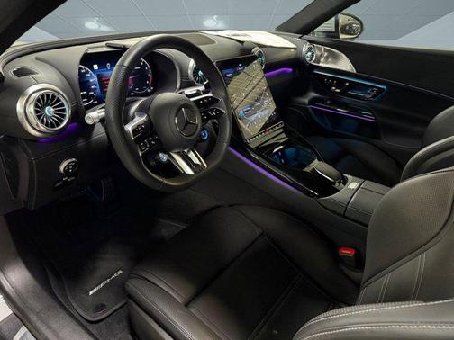 2025 Mercedes-Benz AMG SL 43 Base