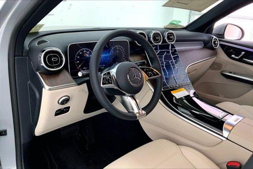 2025 Mercedes-Benz GLC 350e Base