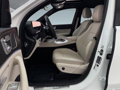 Polar White 2025 Mercedes-Benz GLE 450 4MATIC