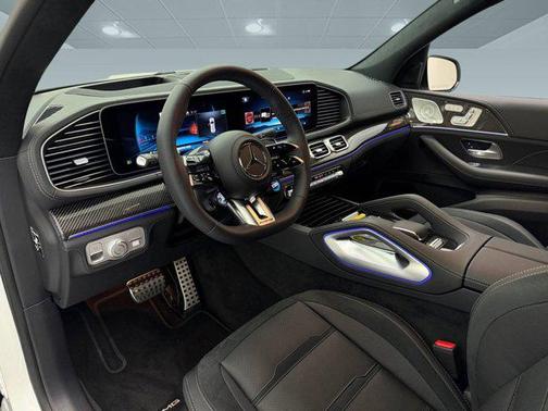 2026 Mercedes-Benz AMG GLS 63 Base