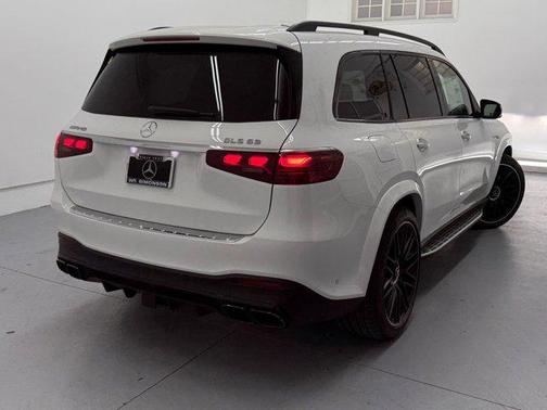 2026 Mercedes-Benz AMG GLS 63 Base