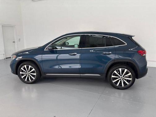 2022 Mercedes-Benz GLA 250 Base