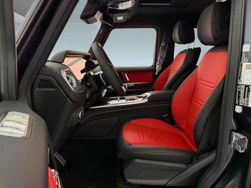 MANUFAKTUR Night Black Magno 2026 Mercedes-Benz G-Class G 550
