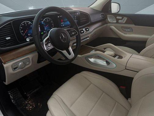 2023 Mercedes-Benz GLS 450 4MATIC